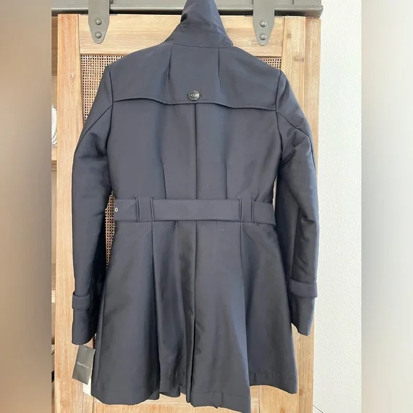 New Kenneth Cole Belted Trench Coat with pleats Navy blue size Small - Picture 7 of 7